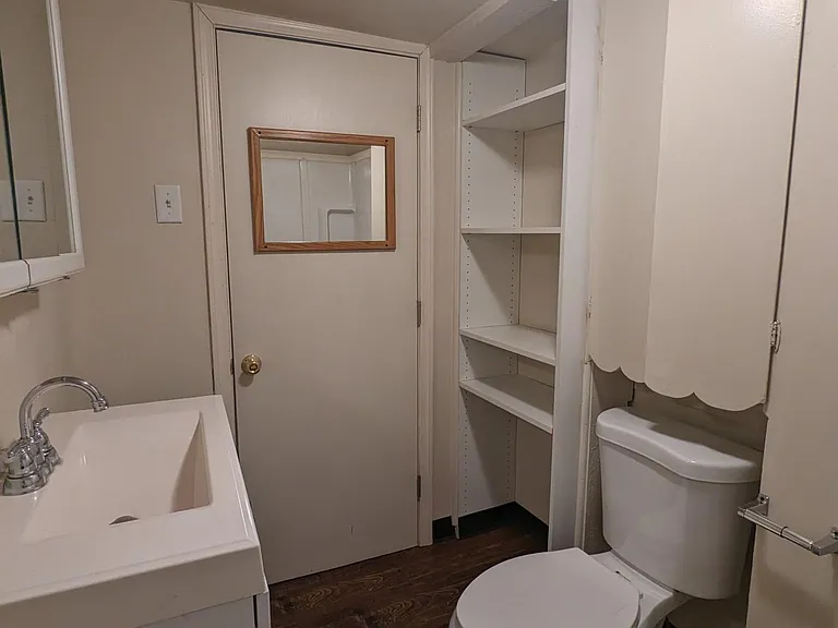 2424 E Decatur Ave — Photo 8