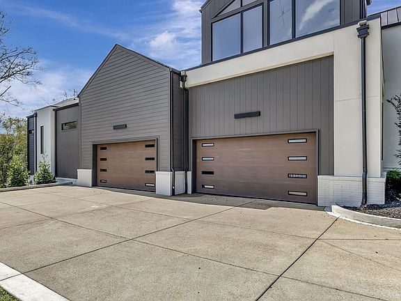 4th image of 839 Battery Ln
