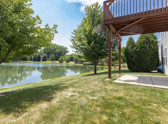 2nd image of 1109 Bromley Ct #1109