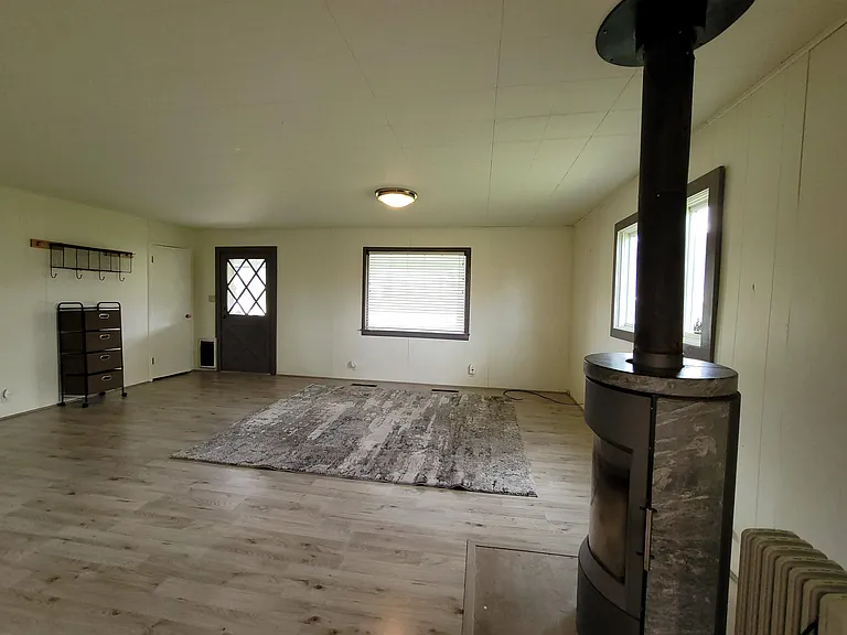 980 Wenzel Ln — Photo 22
