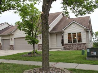 5109 Walnut Ridge Dr, Des Moines, IA 50317