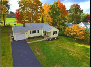 325 Lloyd St, Newington, CT 06111