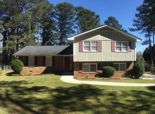 2550 Regal Cir, Lawrenceville, GA 30044
