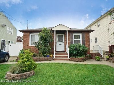 430 Genesee Ave, Staten Island, NY, 10312