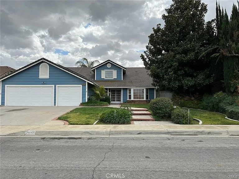 26055 Bancroft St — Photo 1