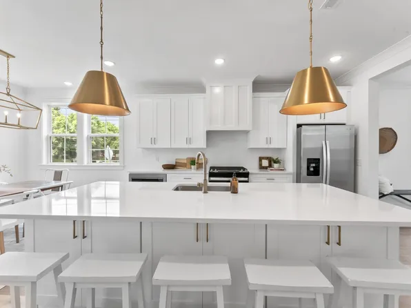1601 Essex Ave, Nashville, TN 37216