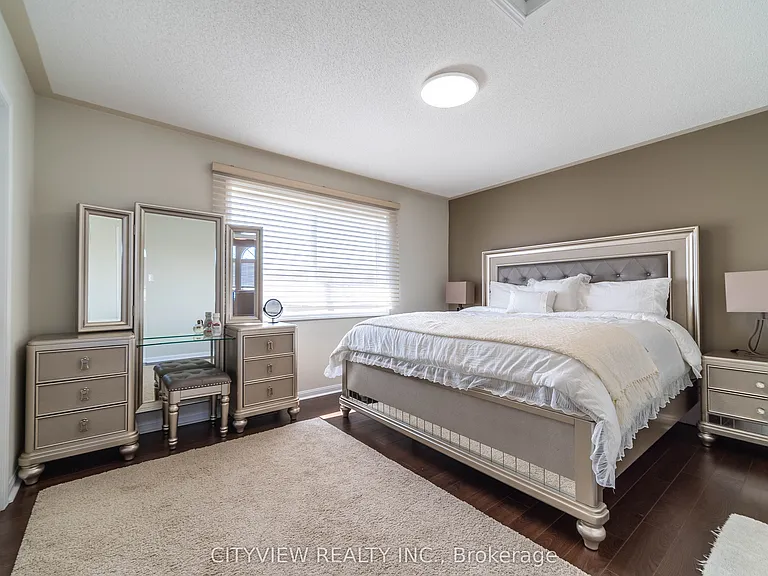 2330 Grand Oak Trl — Photo 28