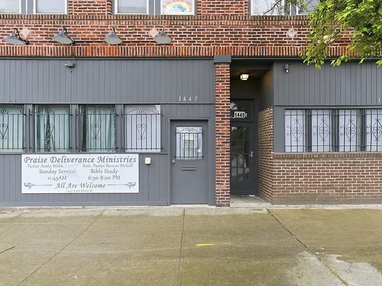 1445 E Main St #A — Photo 6