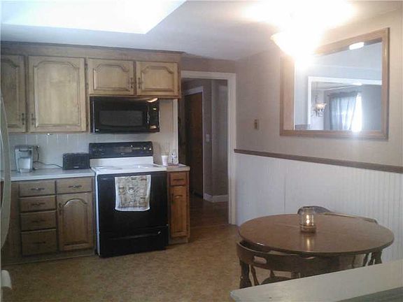 4th image of 244 Garden City Dr
