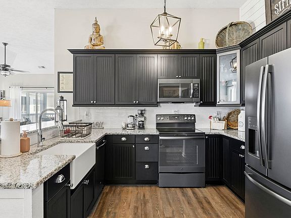 4th image of 901 West Port Dr. #1911