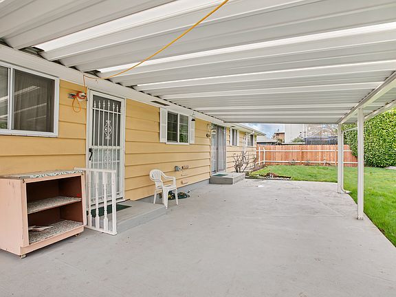 5th image of 10607 Doten Dr SW