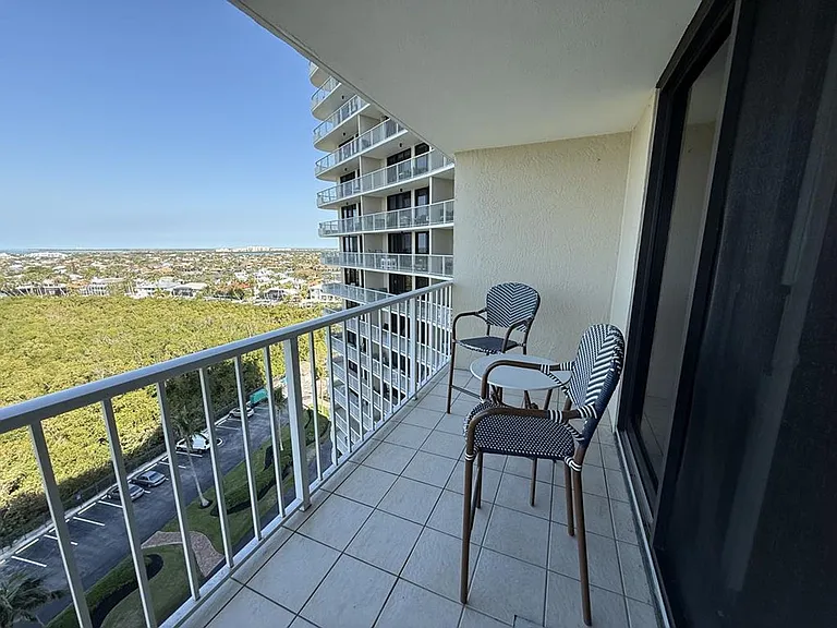 440 Seaview Ct #1210 — Photo 14