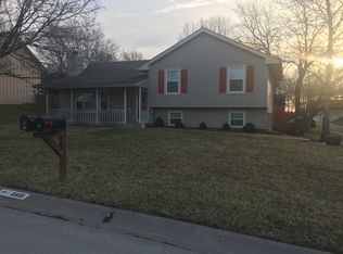 6601 NW Hidden Valley Rd, Kansas City, MO 64152