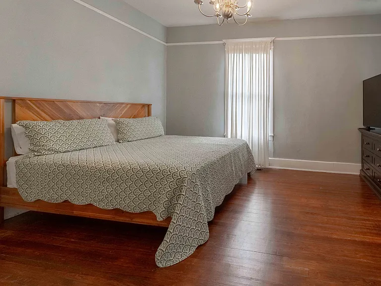 1435 Johns Rd — Photo 15
