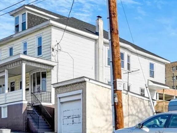 3rd image of 8 N Wolfe St