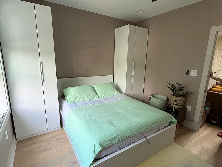 1114 Penn St NE #3 — Photo 10