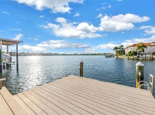 1180 Cordova Blvd NE, Saint Petersburg, FL 33704