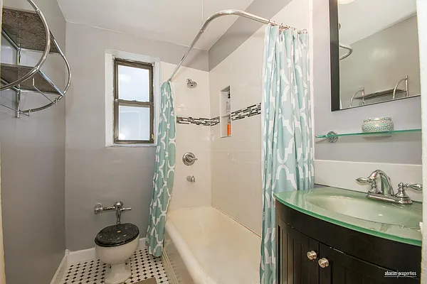 Sold by Abacus Properties | media 22