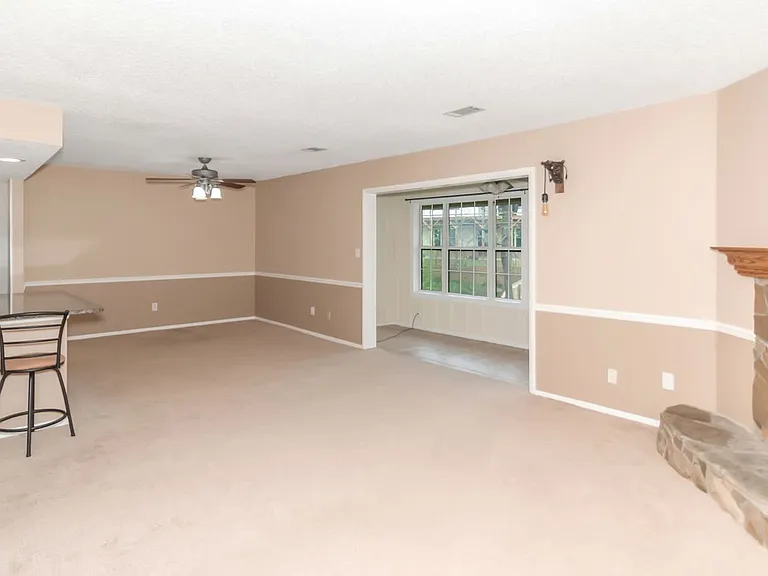 2106 Palmyra Dr SE — Photo 12