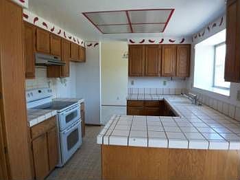 2nd image of 150 Heron Ct
