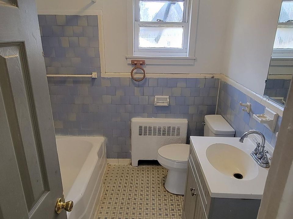 2nd image of 11021 Randleman Rd #10