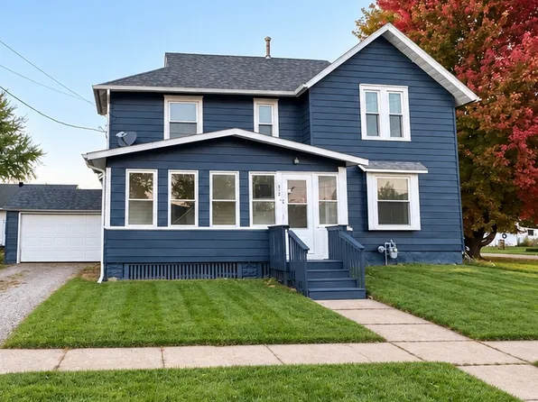 312 South St, Sumner, IA 50674