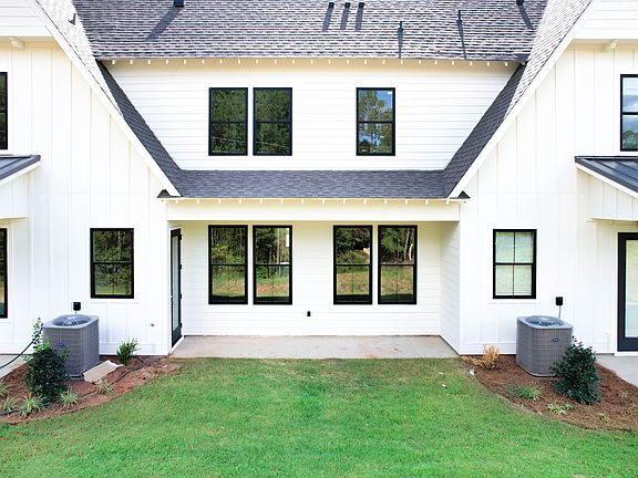 The Townhomes at Owens Crossing