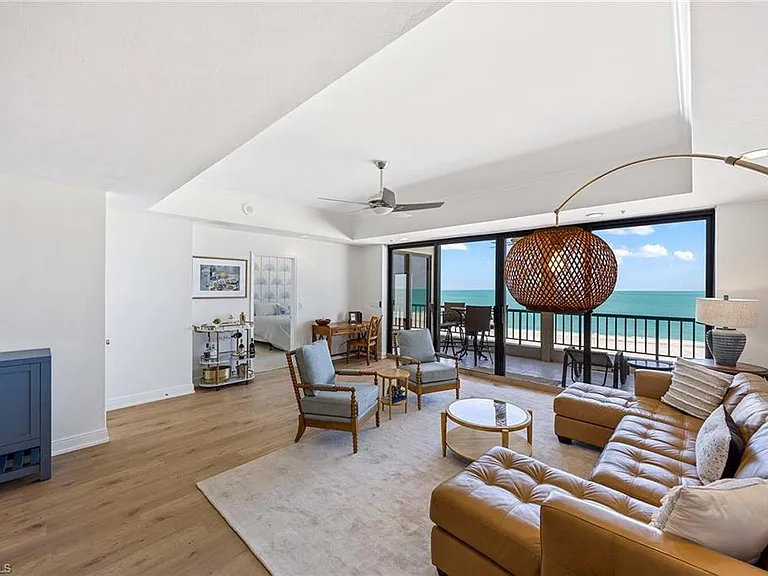 100 N Collier Blvd #Penthouse 5 — Photo 4