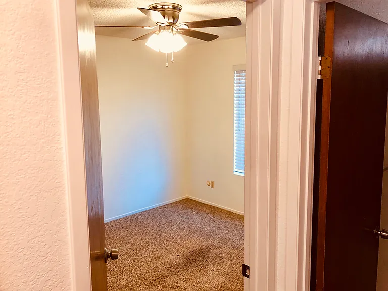 530 N Prospect St #1 — Photo 15