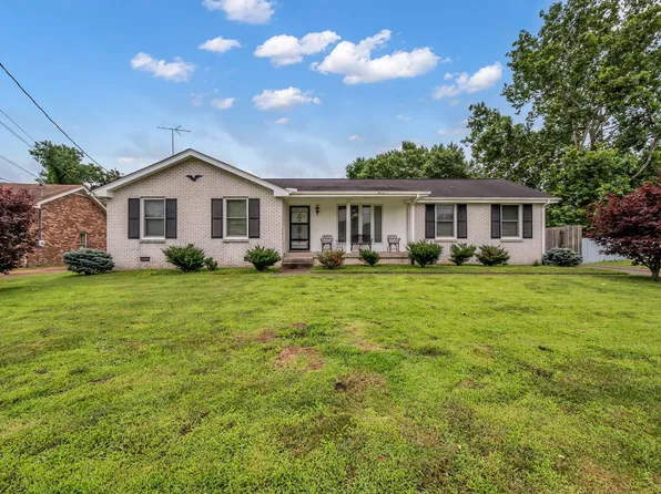 122 Grapevine Rd, Hendersonville, TN 37075