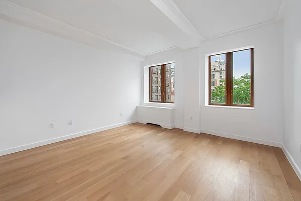 Rented by Kian Realty | media 10