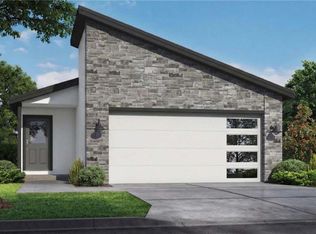 716 Glenn Cir, Raymore, MO 64083