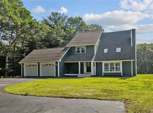 620 Weaver Hill Rd, Coventry, RI 02816