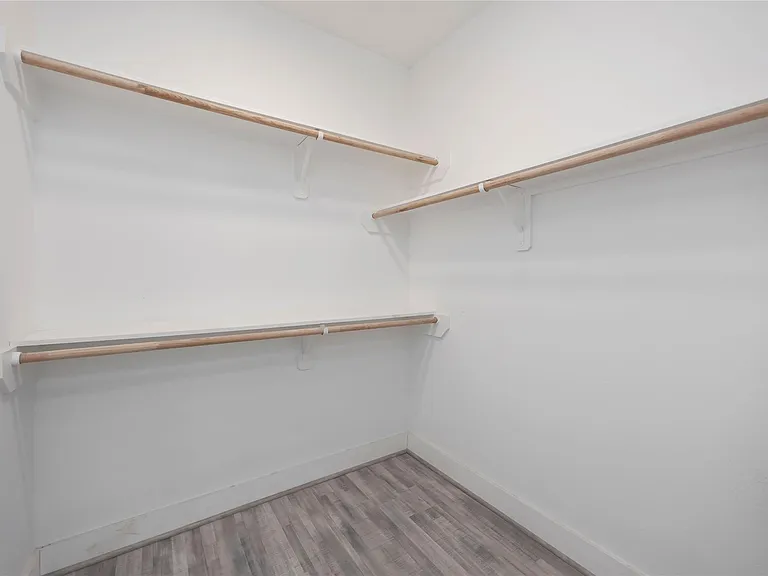 2708 Sam Wilson St — Photo 12
