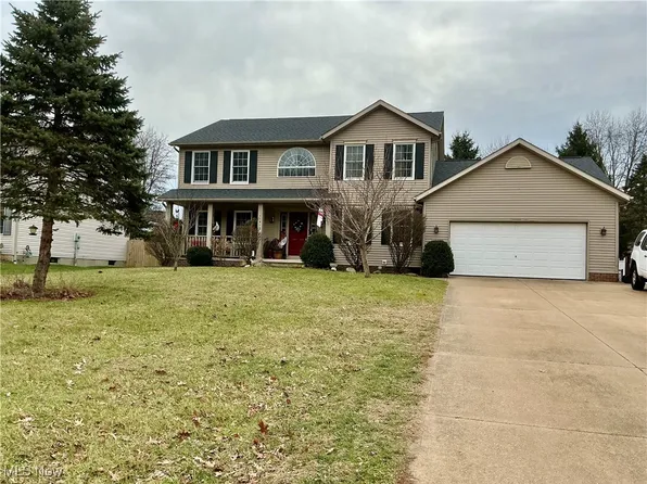 11912 Packets St NW, Canal Fulton, OH 44614