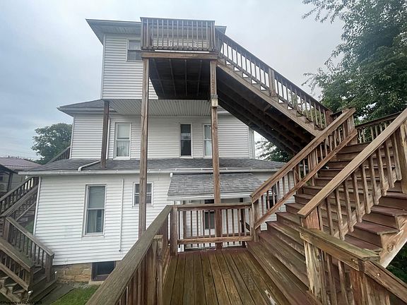 4th image of 113 S Florida St #3