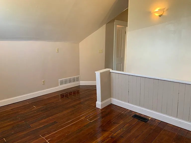 3042 Gilbert Ave #2 — Photo 27