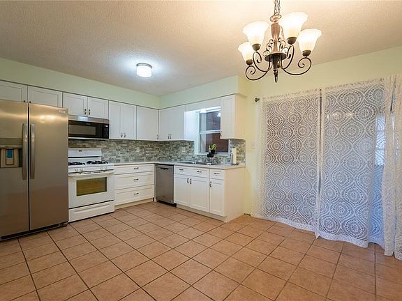 4th image of 4991 SPRINGWOOD COURT #282