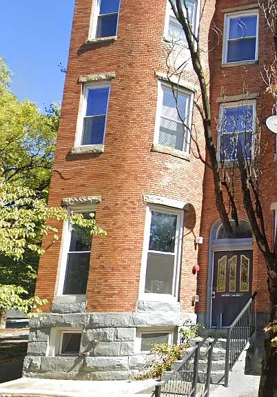 1729 Saint Paul St — Photo 1