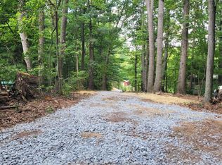 2461 Fairmount Rd, Hampstead, MD 21074