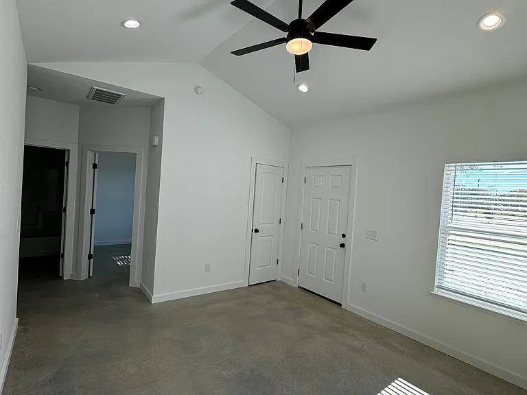 2801 E Price St #2817 — Photo 2