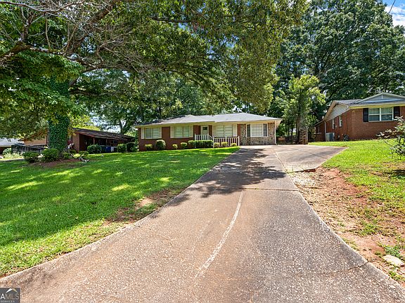 2nd image of 1732 E Mercer Dr