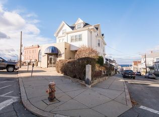 589 S Main St, Fall River, MA 02721