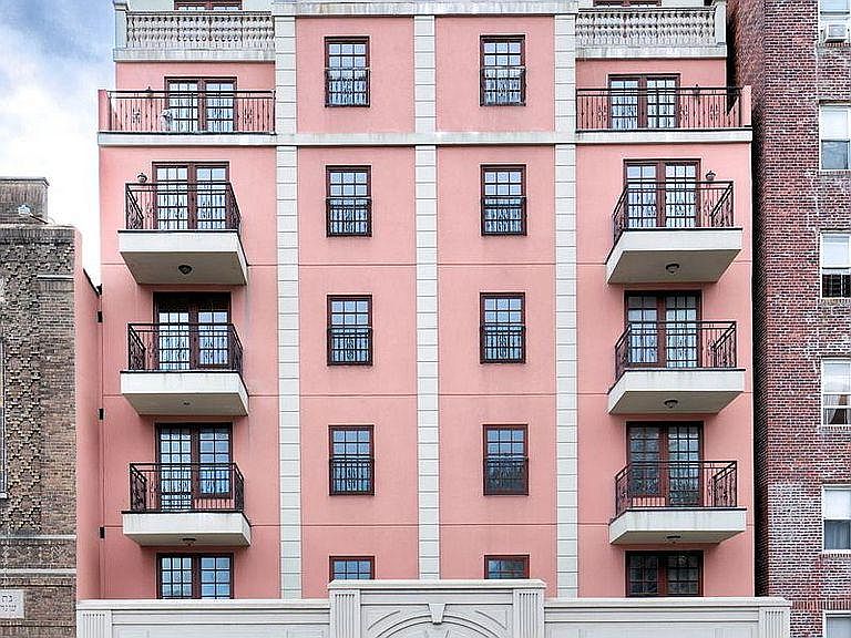 1st image of 2590 Ocean Ave