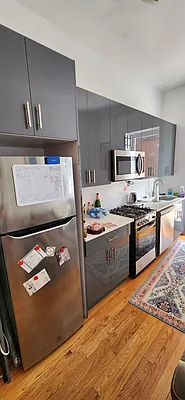 Rented by Makover Group Inc | media 8