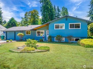 725 N 188th St, Seattle, WA 98133