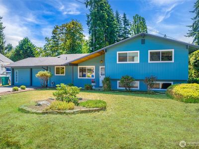 725 N 188th Street, Seattle, WA, 98133