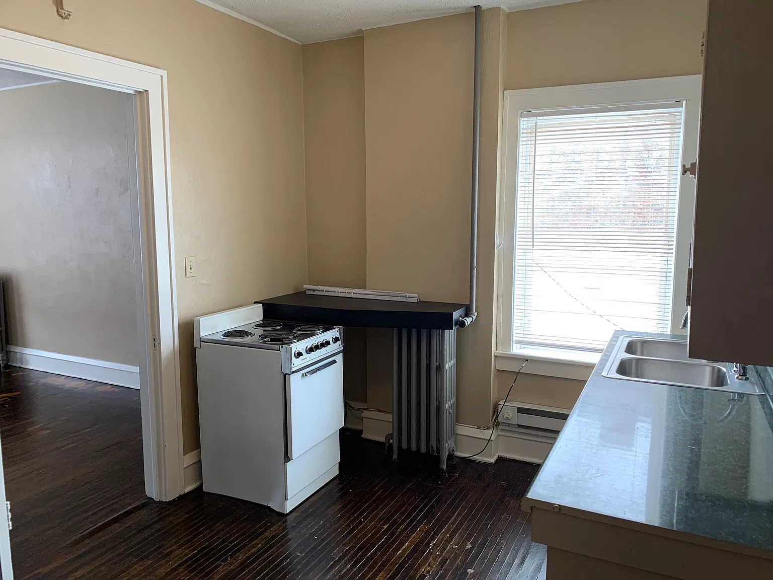 Studio, 450 sqft, $700 — Photo 4