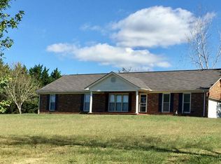 1464 Hardison Rd, Columbia, TN 38401