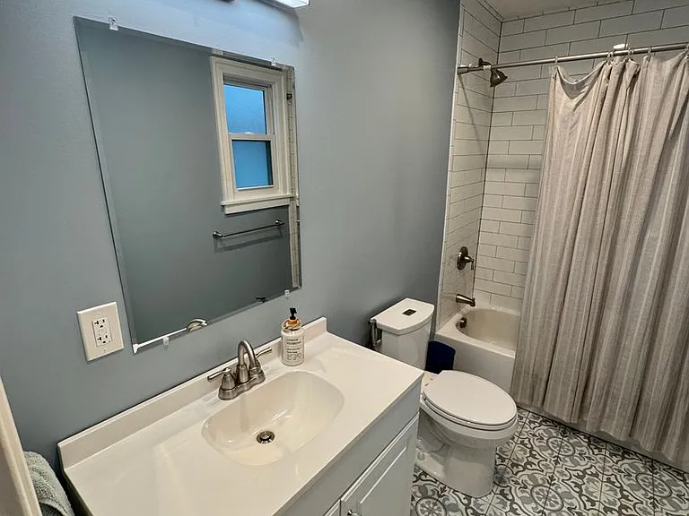 5304 Holmes St — Photo 37